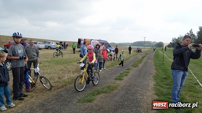 Zdjęcie w galerii na portalu naszraciborz.pl: Rowerzyści z Pawłowa bez granic wiadomości z regionu
