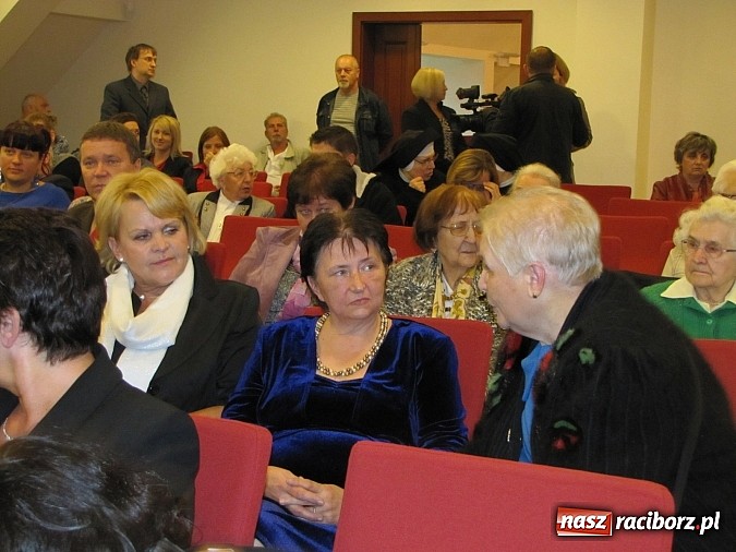 Zdjęcie w galerii na portalu naszraciborz.pl: Złota Jesień na Zamku świętuje 30. urodziny wiadomości z regionu