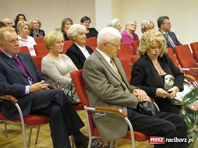 Zdjęcie w galerii na portalu naszraciborz.pl: Złota Jesień na Zamku świętuje 30. urodziny wiadomości z regionu