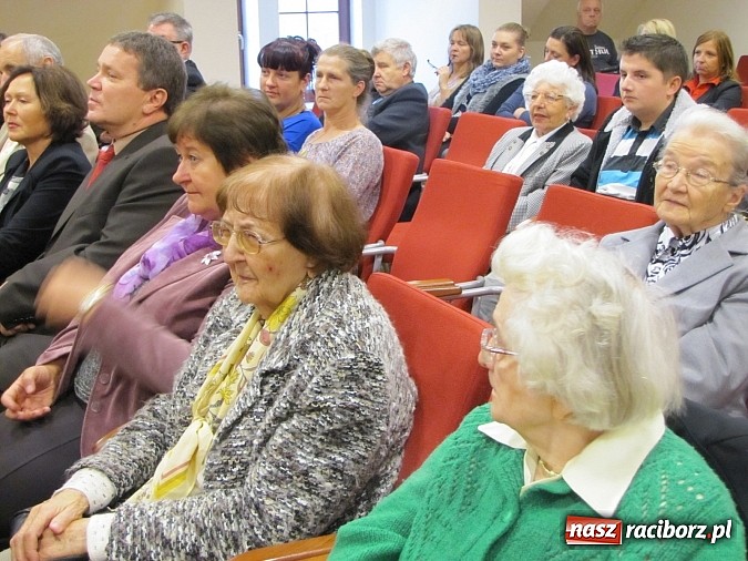 Zdjęcie w galerii na portalu naszraciborz.pl: Złota Jesień na Zamku świętuje 30. urodziny wiadomości z regionu