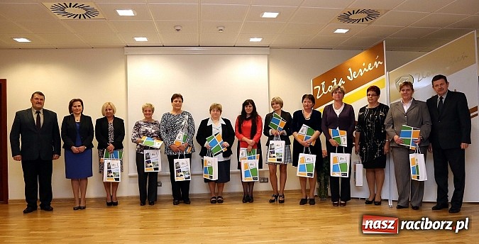 Zdjęcie w galerii na portalu naszraciborz.pl: Złota Jesień na Zamku świętuje 30. urodziny wiadomości z regionu