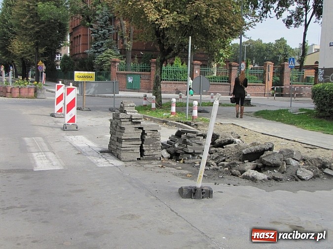 Zdjęcie w galerii na portalu naszraciborz.pl: Wileńska się ślimaczy, ale zgodnie z planem wiadomości z regionu