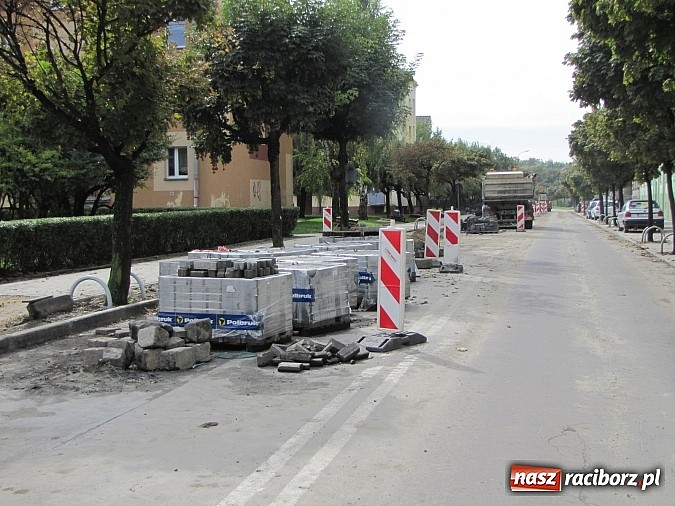 Zdjęcie w galerii na portalu naszraciborz.pl: Wileńska się ślimaczy, ale zgodnie z planem wiadomości z regionu