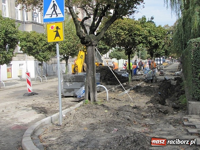Zdjęcie w galerii na portalu naszraciborz.pl: Wileńska się ślimaczy, ale zgodnie z planem wiadomości z regionu