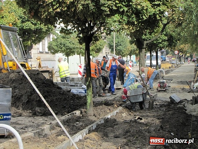 Zdjęcie w galerii na portalu naszraciborz.pl: Wileńska się ślimaczy, ale zgodnie z planem wiadomości z regionu