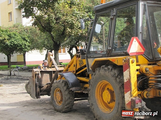 Zdjęcie w galerii na portalu naszraciborz.pl: Wileńska się ślimaczy, ale zgodnie z planem wiadomości z regionu