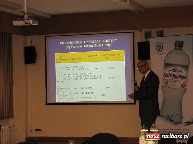 Zdjęcie w galerii na portalu naszraciborz.pl: W Raciborzu pisał maturę. Sława medycyny na wykładzie przy Gamowskiej wiadomości z regionu