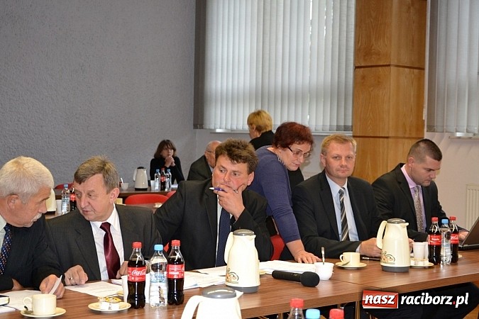 Zdjęcie w galerii na portalu naszraciborz.pl: Więcej kontroli TIR-ów, więcej etatów w komisariacie! wiadomości z regionu