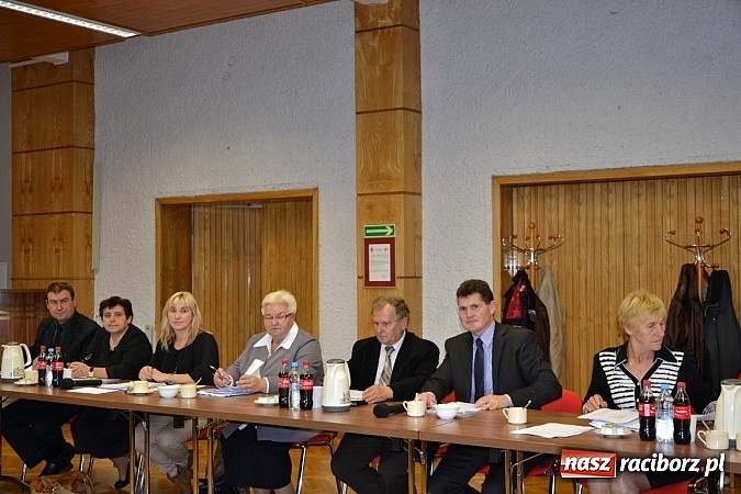 Zdjęcie w galerii na portalu naszraciborz.pl: Więcej kontroli TIR-ów, więcej etatów w komisariacie! wiadomości z regionu