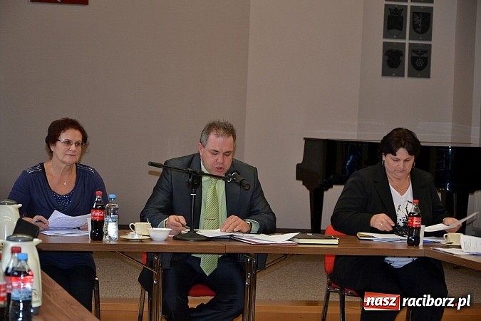 Zdjęcie w galerii na portalu naszraciborz.pl: Więcej kontroli TIR-ów, więcej etatów w komisariacie! wiadomości z regionu