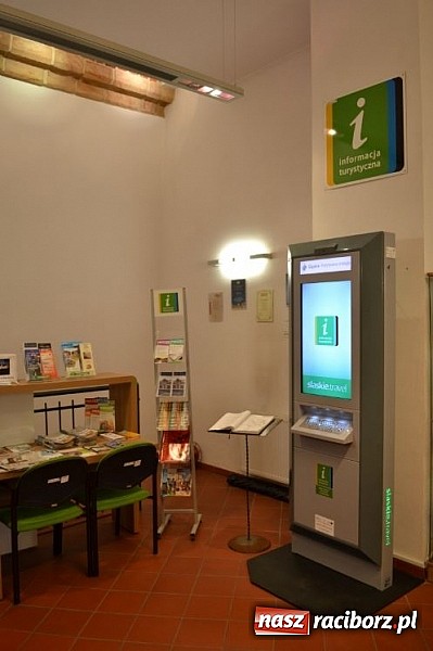 Zdjęcie w galerii na portalu naszraciborz.pl: Ogromny sukces zamkowego Punktu Informacji Turystycznej - najlepszy w Polsce! wiadomości z regionu