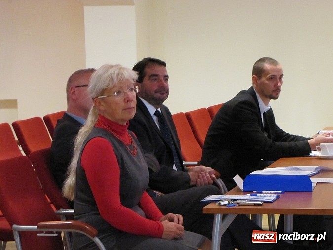 Zdjęcie w galerii na portalu naszraciborz.pl: Nowatorsko wspierają przedsiębiorczych. Seminarium CouveusePL na zamku wiadomości z regionu