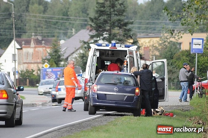 Zdjęcie w galerii na portalu naszraciborz.pl: 19-latek odurzony acodinem i alkoholem trafił na oddział ostrych zatruć w Sosnowcu. Do Babic przyleciał po niego helikopter wiadomości z regionu