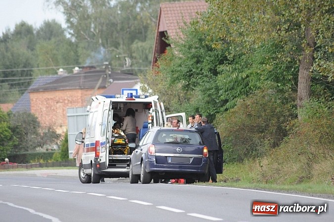 Zdjęcie w galerii na portalu naszraciborz.pl: 19-latek odurzony acodinem i alkoholem trafił na oddział ostrych zatruć w Sosnowcu. Do Babic przyleciał po niego helikopter wiadomości z regionu