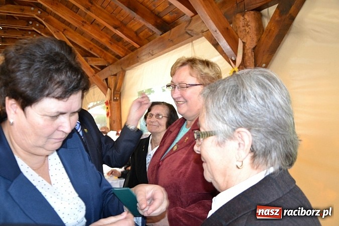 Zdjęcie w galerii na portalu naszraciborz.pl: 50. urodziny Koła Gospodyń Wiejskich z Owsiszcz wiadomości z regionu