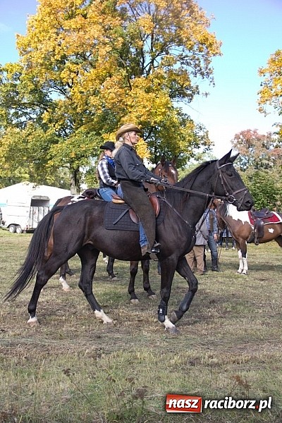 Zdjęcie w galerii na portalu naszraciborz.pl: Hubertus 2013 - w Krowiarkach gonili lisa wiadomości z regionu