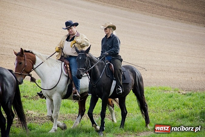 Zdjęcie w galerii na portalu naszraciborz.pl: Hubertus 2013 - w Krowiarkach gonili lisa wiadomości z regionu
