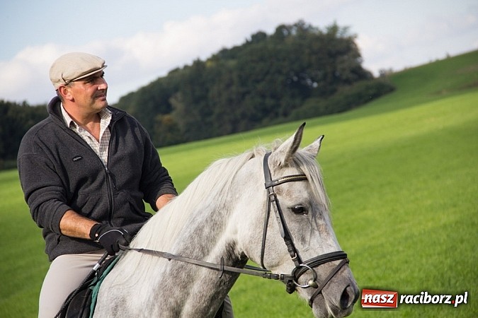Zdjęcie w galerii na portalu naszraciborz.pl: Hubertus 2013 - w Krowiarkach gonili lisa wiadomości z regionu