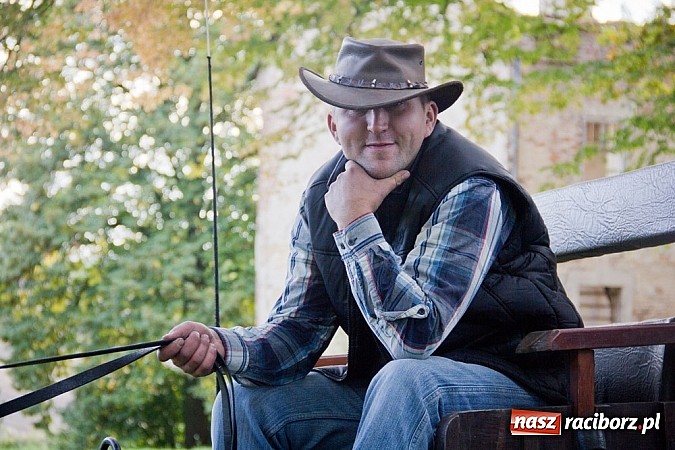 Zdjęcie w galerii na portalu naszraciborz.pl: Hubertus 2013 - w Krowiarkach gonili lisa wiadomości z regionu