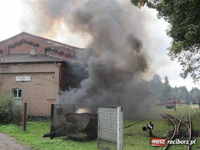 Zdjęcie w galerii na portalu naszraciborz.pl: Gminne ćwiczenia strażackie OSP w Rudach. Turyści mieli co oglądać wiadomości z regionu