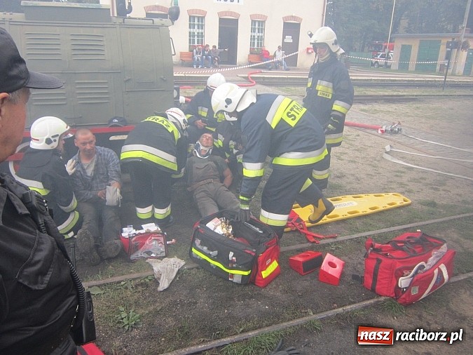 Zdjęcie w galerii na portalu naszraciborz.pl: Gminne ćwiczenia strażackie OSP w Rudach. Turyści mieli co oglądać wiadomości z regionu