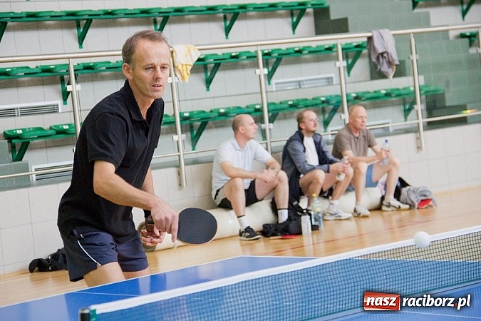 Zdjęcie w galerii na portalu naszraciborz.pl: W Arenie Rafako grali w tenisa stołowego wiadomości z regionu