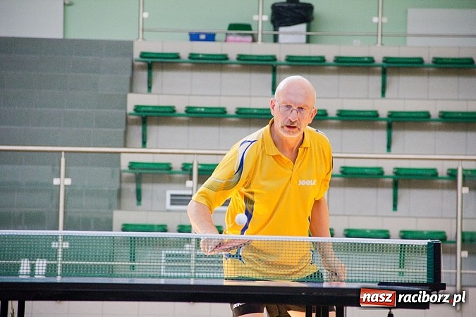 Zdjęcie w galerii na portalu naszraciborz.pl: W Arenie Rafako grali w tenisa stołowego wiadomości z regionu