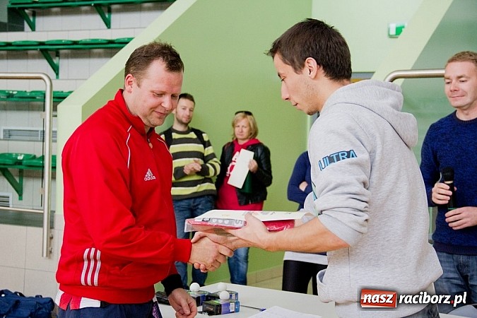 Zdjęcie w galerii na portalu naszraciborz.pl: W Arenie Rafako grali w tenisa stołowego wiadomości z regionu