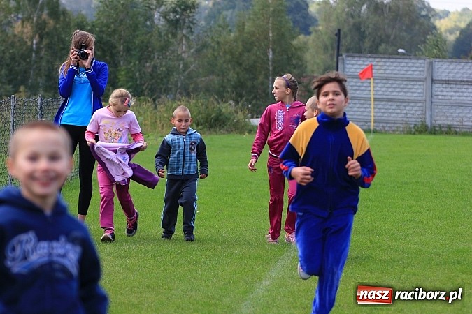 Zdjęcie w galerii na portalu naszraciborz.pl: Pobiegli po zdrowie. Gdzie? W Rzuchowie! wiadomości z regionu