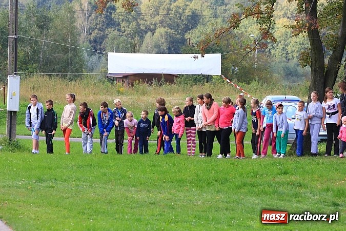 Zdjęcie w galerii na portalu naszraciborz.pl: Pobiegli po zdrowie. Gdzie? W Rzuchowie! wiadomości z regionu