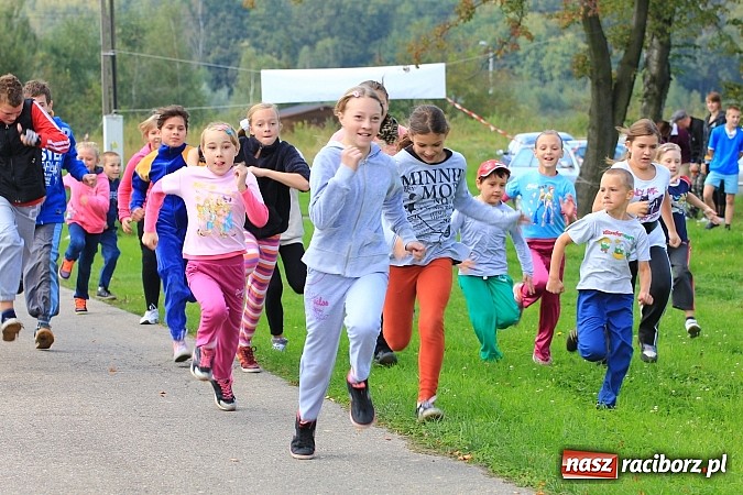 Zdjęcie w galerii na portalu naszraciborz.pl: Pobiegli po zdrowie. Gdzie? W Rzuchowie! wiadomości z regionu