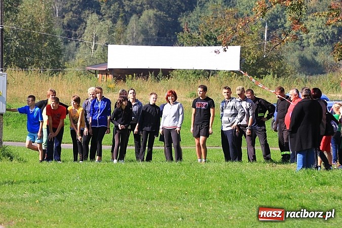 Zdjęcie w galerii na portalu naszraciborz.pl: Pobiegli po zdrowie. Gdzie? W Rzuchowie! wiadomości z regionu