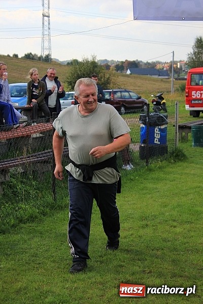 Zdjęcie w galerii na portalu naszraciborz.pl: Pobiegli po zdrowie. Gdzie? W Rzuchowie! wiadomości z regionu