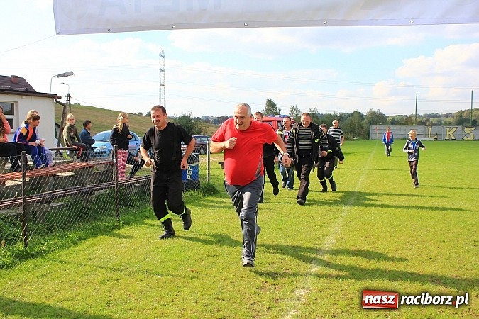 Zdjęcie w galerii na portalu naszraciborz.pl: Pobiegli po zdrowie. Gdzie? W Rzuchowie! wiadomości z regionu