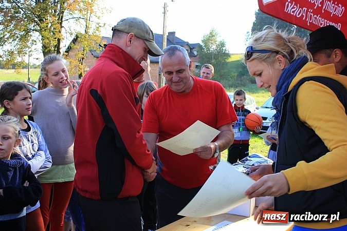 Zdjęcie w galerii na portalu naszraciborz.pl: Pobiegli po zdrowie. Gdzie? W Rzuchowie! wiadomości z regionu