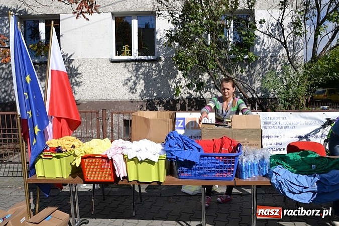Zdjęcie w galerii na portalu naszraciborz.pl: Ponad dwustu cyklistów wzięło udział w rajdzie na pograniczu wiadomości z regionu