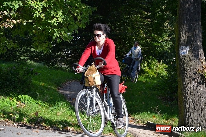 Zdjęcie w galerii na portalu naszraciborz.pl: Ponad dwustu cyklistów wzięło udział w rajdzie na pograniczu wiadomości z regionu
