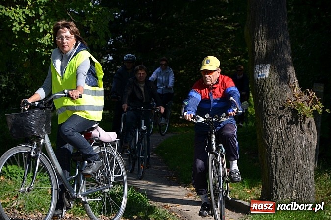 Zdjęcie w galerii na portalu naszraciborz.pl: Ponad dwustu cyklistów wzięło udział w rajdzie na pograniczu wiadomości z regionu