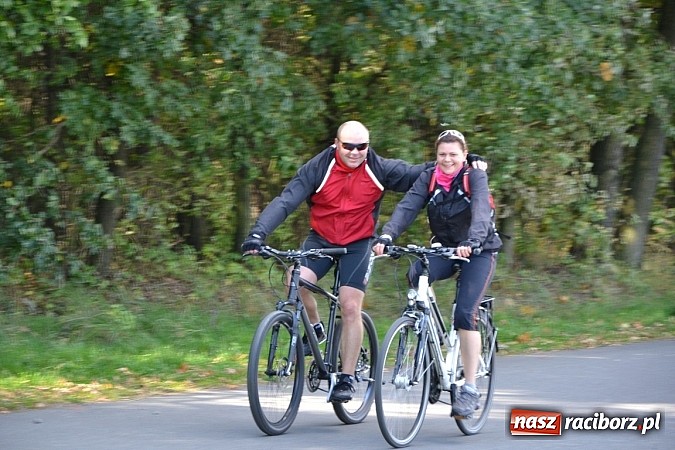 Zdjęcie w galerii na portalu naszraciborz.pl: Ponad dwustu cyklistów wzięło udział w rajdzie na pograniczu wiadomości z regionu