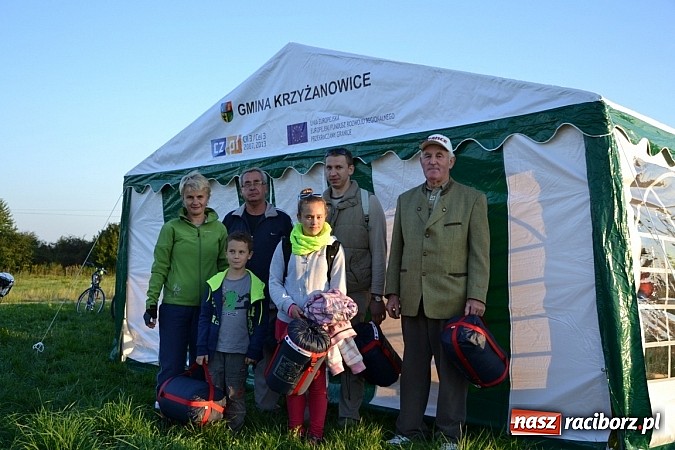 Zdjęcie w galerii na portalu naszraciborz.pl: Ponad dwustu cyklistów wzięło udział w rajdzie na pograniczu wiadomości z regionu