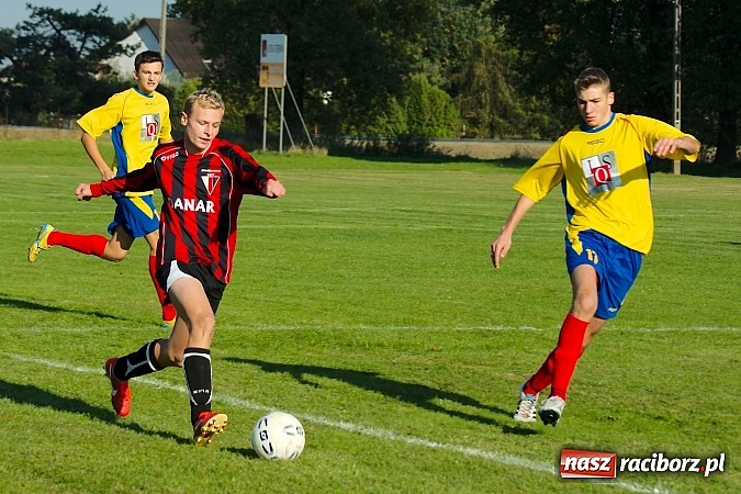 Zdjęcie w galerii na portalu naszraciborz.pl: Dreszczowiec w Bieńkowicach. Rezerwy Rogowa pokonane wiadomości z regionu