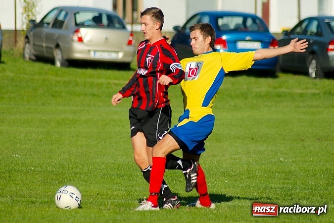 Zdjęcie w galerii na portalu naszraciborz.pl: Dreszczowiec w Bieńkowicach. Rezerwy Rogowa pokonane wiadomości z regionu