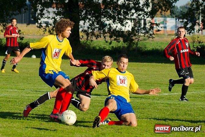 Zdjęcie w galerii na portalu naszraciborz.pl: Dreszczowiec w Bieńkowicach. Rezerwy Rogowa pokonane wiadomości z regionu