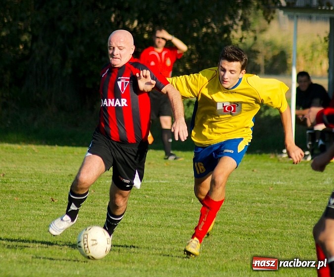 Zdjęcie w galerii na portalu naszraciborz.pl: Dreszczowiec w Bieńkowicach. Rezerwy Rogowa pokonane wiadomości z regionu