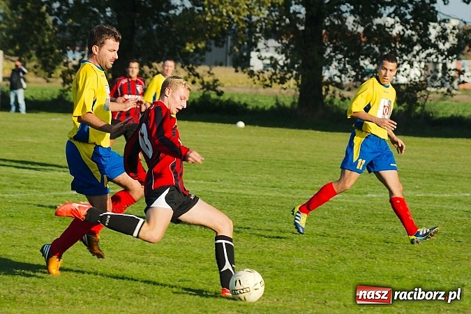Zdjęcie w galerii na portalu naszraciborz.pl: Dreszczowiec w Bieńkowicach. Rezerwy Rogowa pokonane wiadomości z regionu