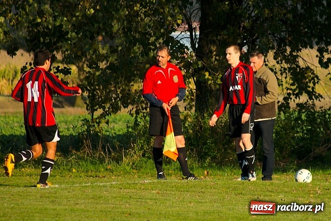 Zdjęcie w galerii na portalu naszraciborz.pl: Dreszczowiec w Bieńkowicach. Rezerwy Rogowa pokonane wiadomości z regionu