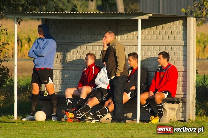 Zdjęcie w galerii na portalu naszraciborz.pl: Dreszczowiec w Bieńkowicach. Rezerwy Rogowa pokonane wiadomości z regionu