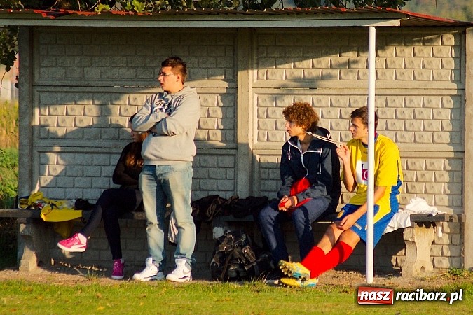 Zdjęcie w galerii na portalu naszraciborz.pl: Dreszczowiec w Bieńkowicach. Rezerwy Rogowa pokonane wiadomości z regionu