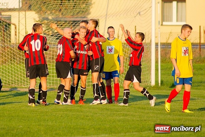 Zdjęcie w galerii na portalu naszraciborz.pl: Dreszczowiec w Bieńkowicach. Rezerwy Rogowa pokonane wiadomości z regionu