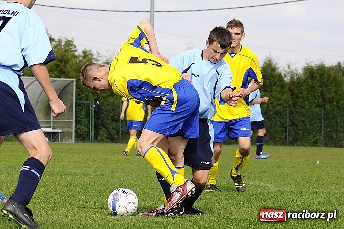 Zdjęcie w galerii na portalu naszraciborz.pl: Osiem goli juniorów Markowic wiadomości z regionu